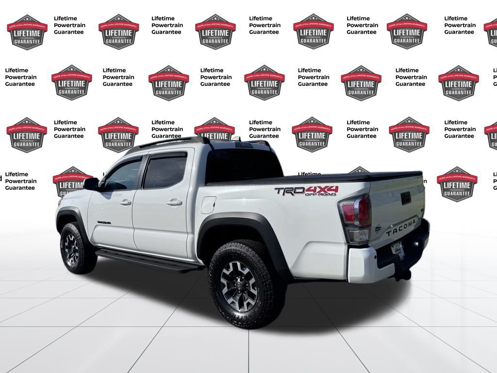 2022 Toyota Tacoma 4x4 TRD Off-Road photo 2