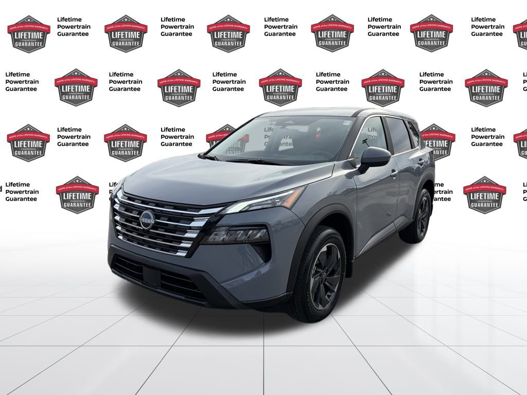 2026 Nissan Rogue SV's photo