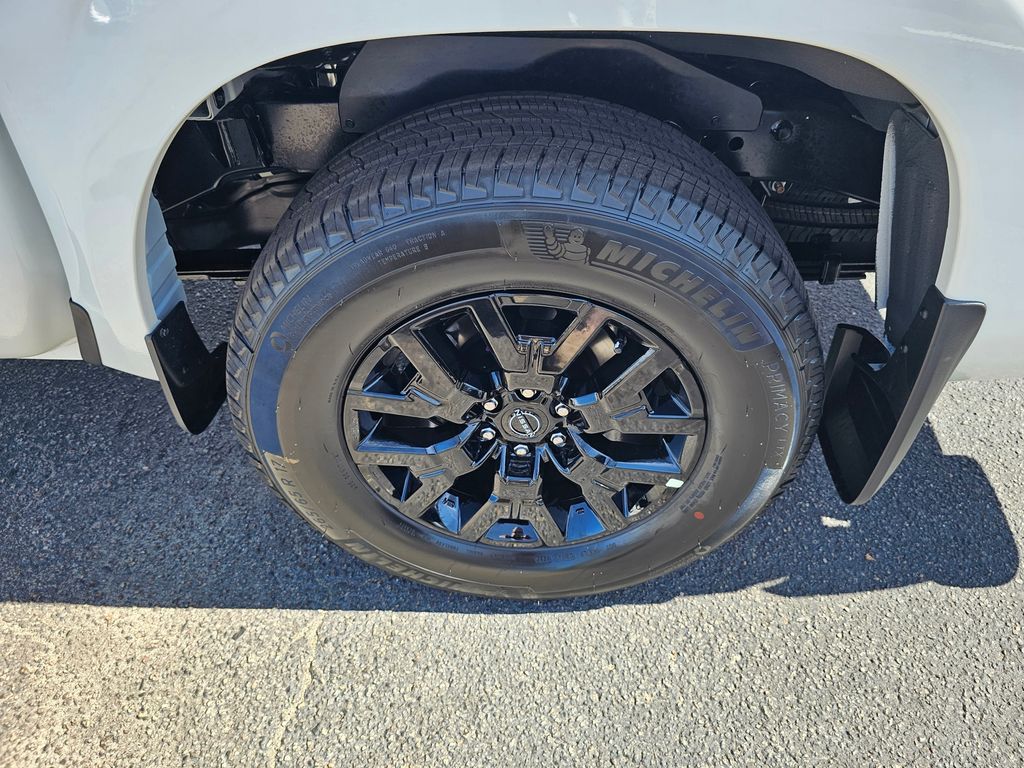 2026 Nissan Frontier SV - Photo 12