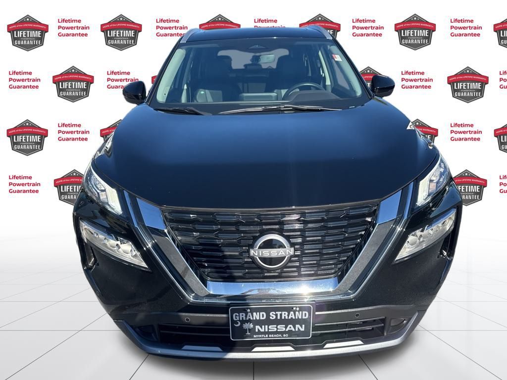 2023 Nissan Rogue SL photo 2