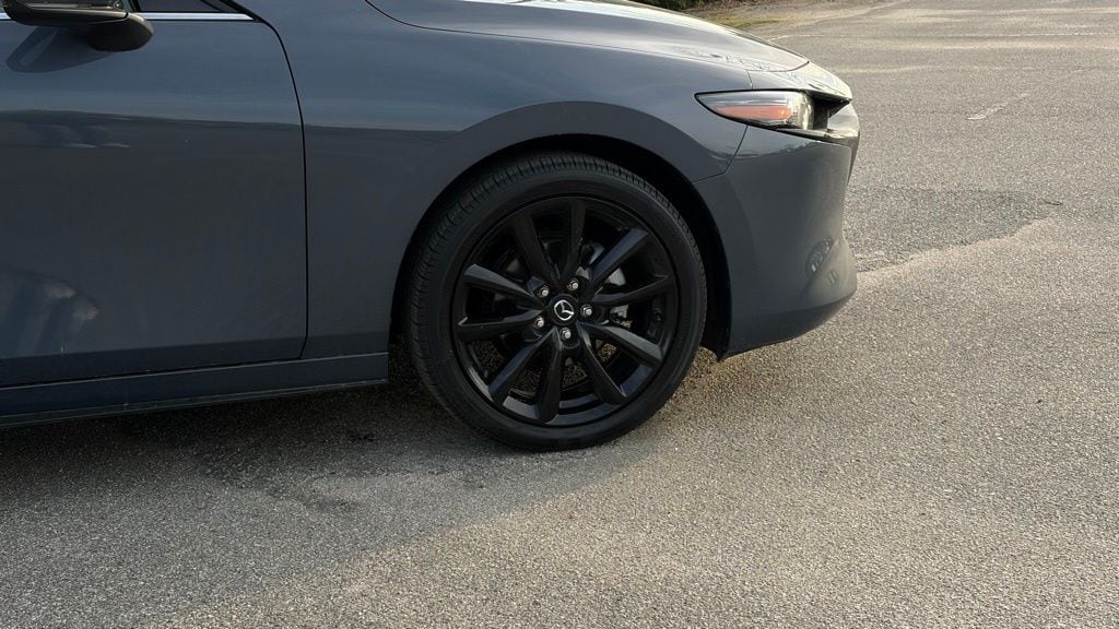 2025 Mazda Mazda3 Premium - Photo 8