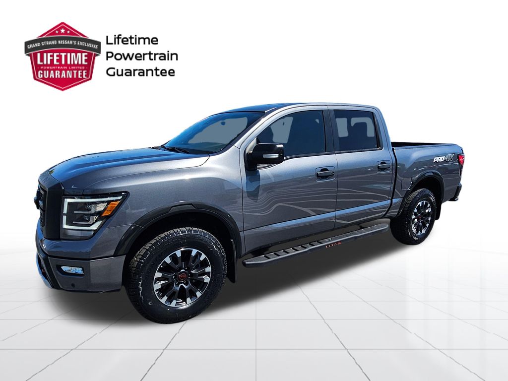 2023 Nissan Titan Truck 