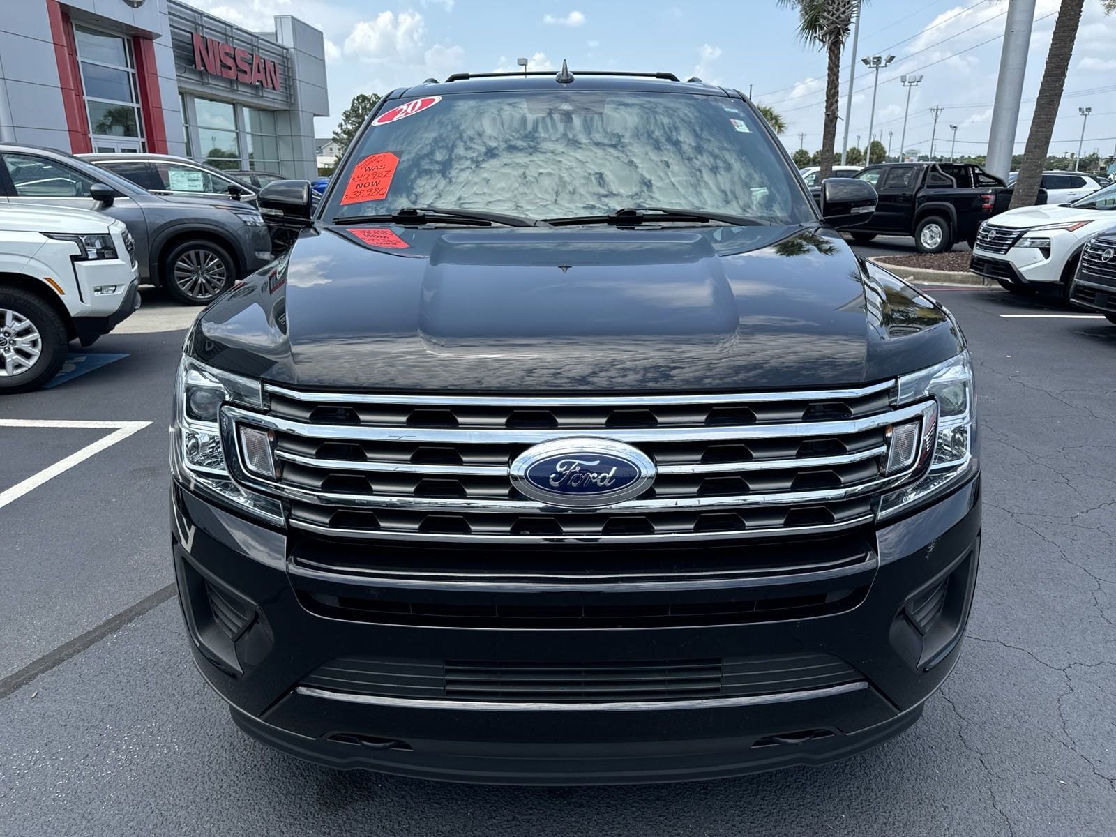 Used 2020 Ford Expedition XLT with VIN 1FMJU1JT5LEA52184 for sale in Myrtle Beach, SC