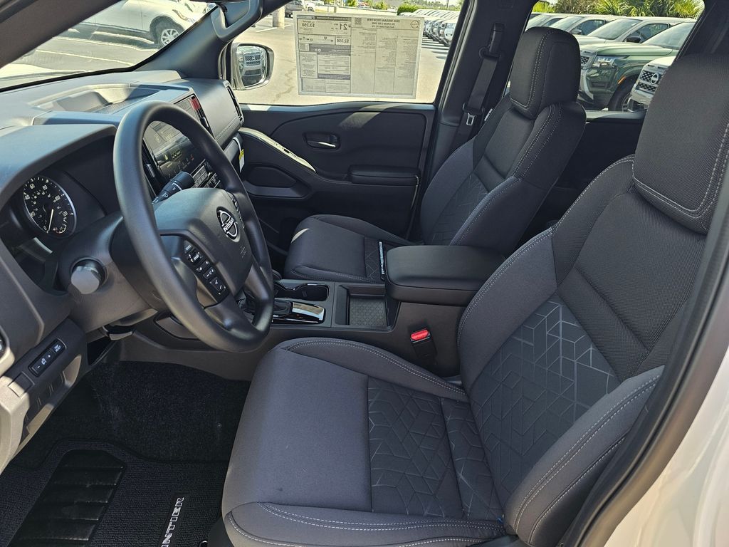 2026 Nissan Frontier SV - Photo 16