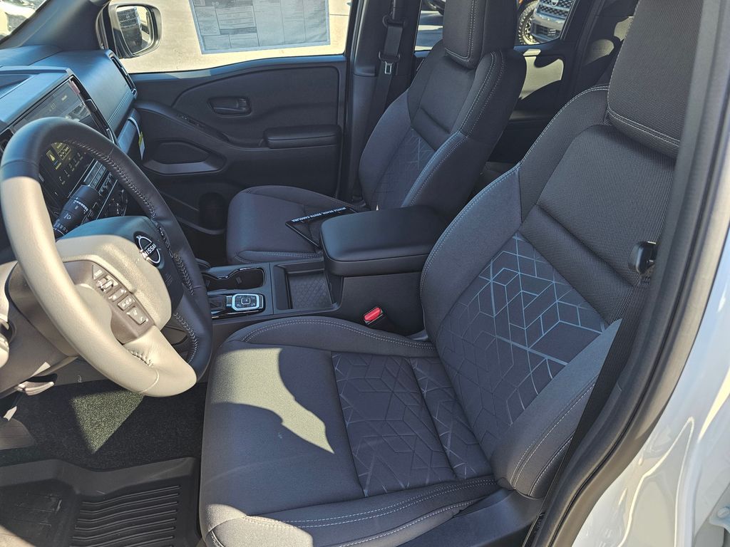 2026 Nissan Frontier SV - Photo 14