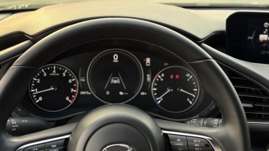 2025 Mazda Mazda3 Premium - Photo 18