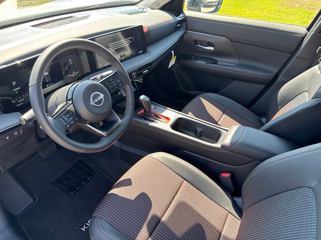 2026 Nissan KICKS SR - Photo 10