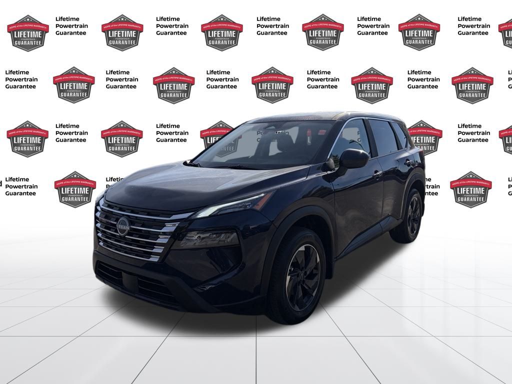 2026 Nissan Rogue SV's photo