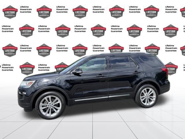 2018 Ford Explorer XLT photo 2