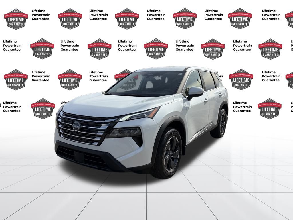 2026 Nissan Rogue SV's photo