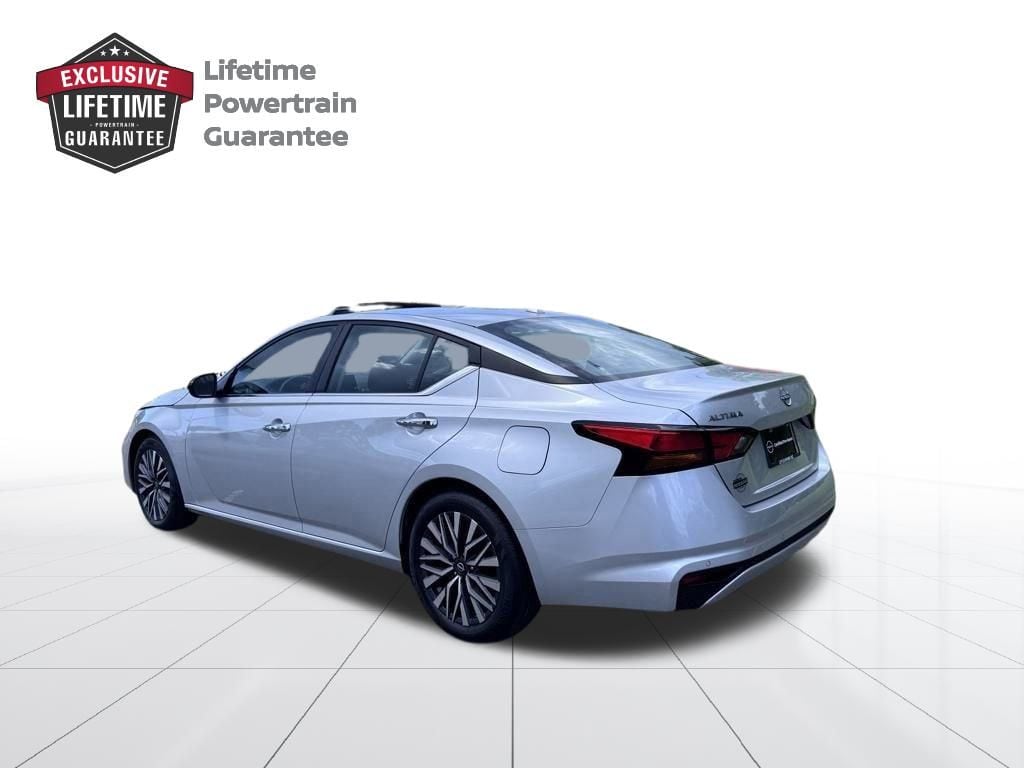 2024 Nissan Altima Sedan 