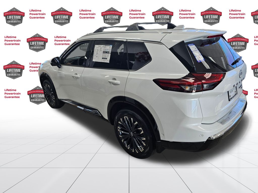 2026 Nissan Rogue Platinum photo 3