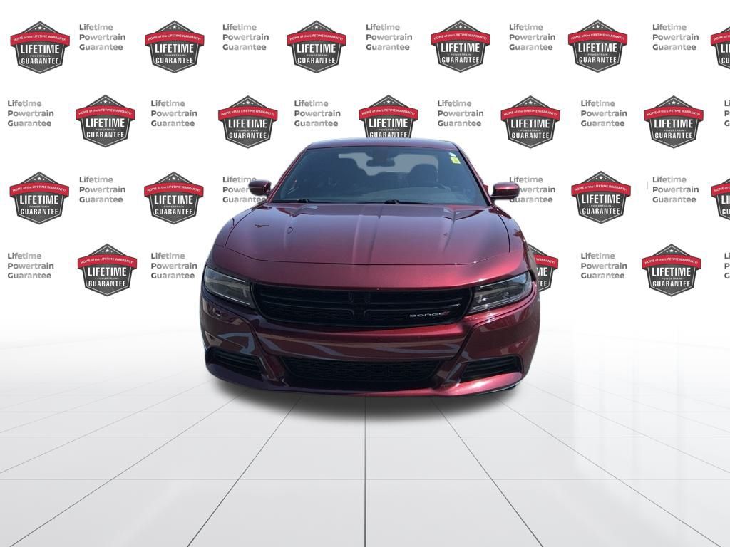 2022 Dodge Challenger R/T Plus photo 2