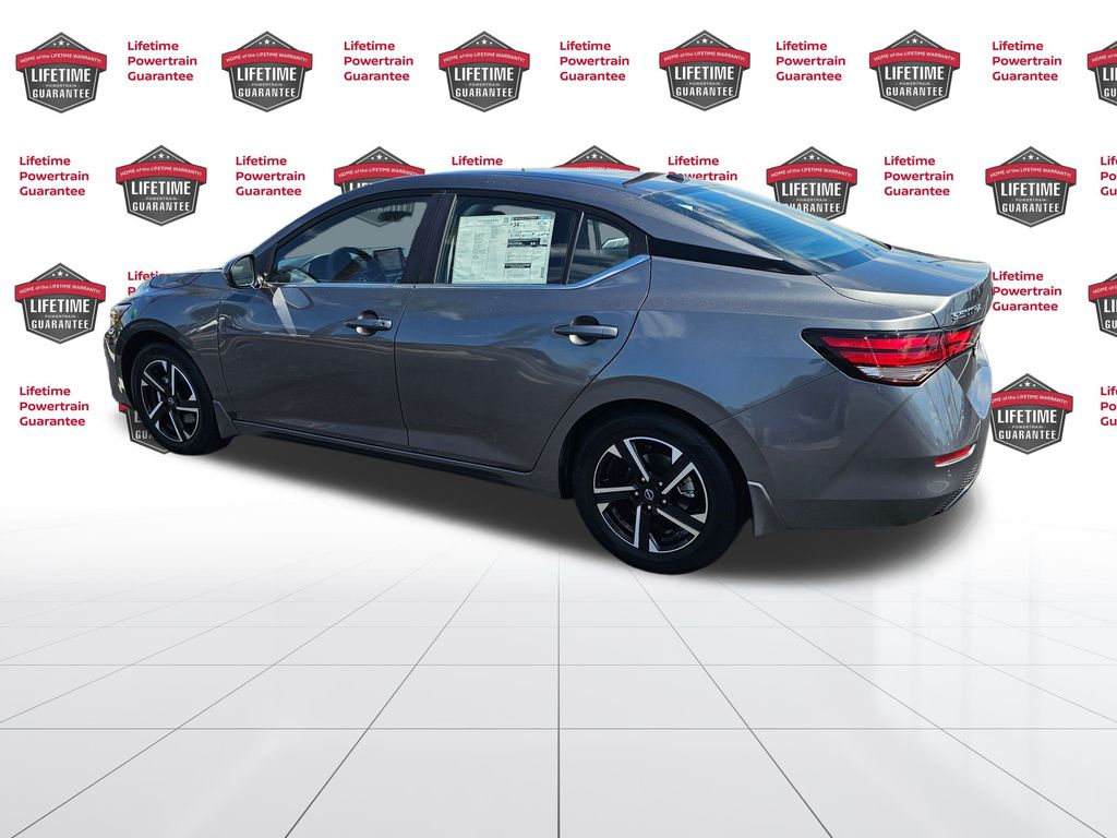 2025 Nissan Sentra SV photo 3