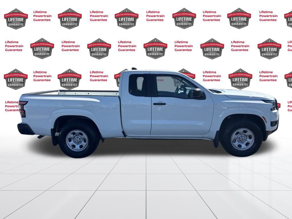 2025 Nissan Frontier S photo 2