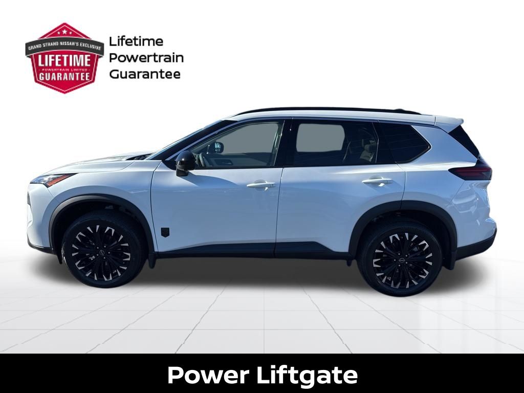 2026 Nissan Rogue Dark Armor - Photo 10