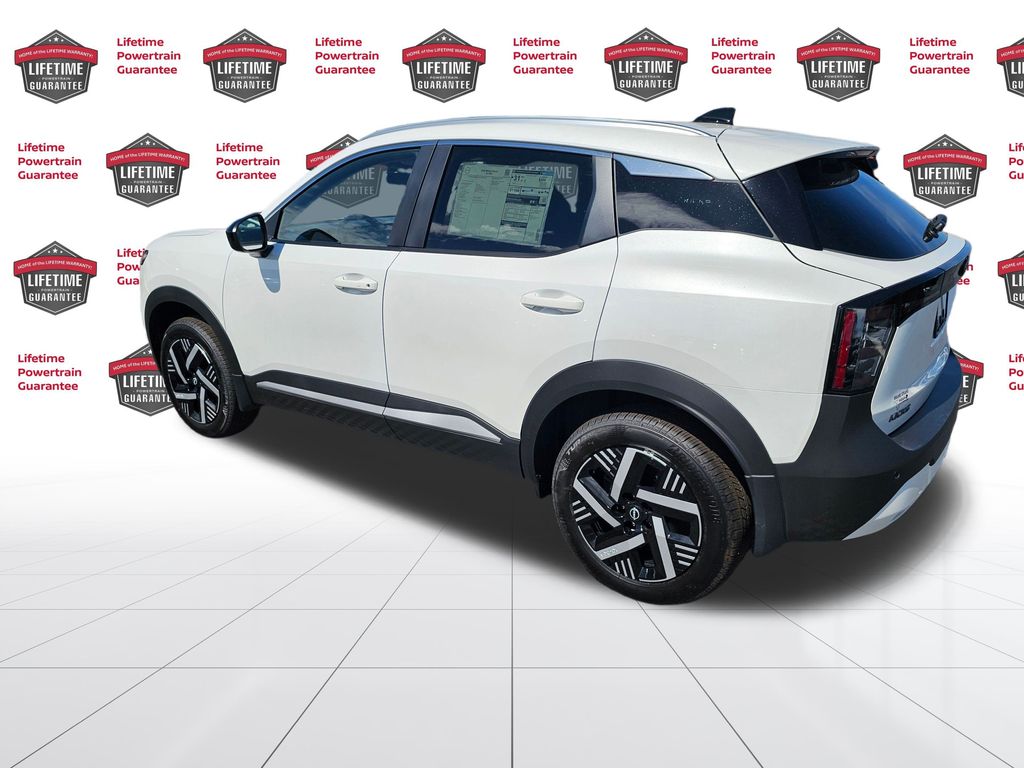 2026 Nissan Kicks SV photo 2