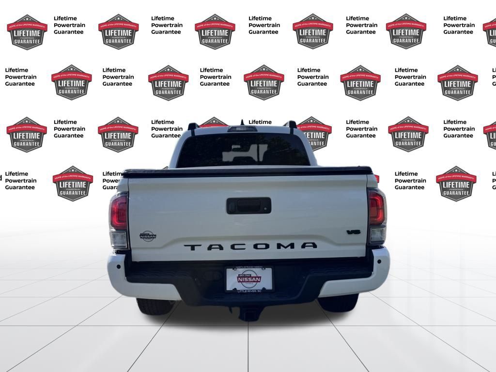 2022 Toyota Tacoma 4x4 TRD Off-Road photo 3