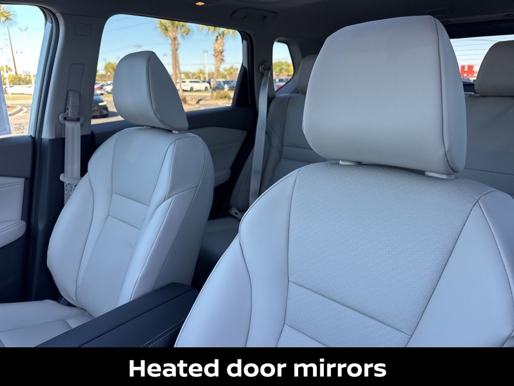 2026 Nissan Rogue Dark Armor - Photo 13