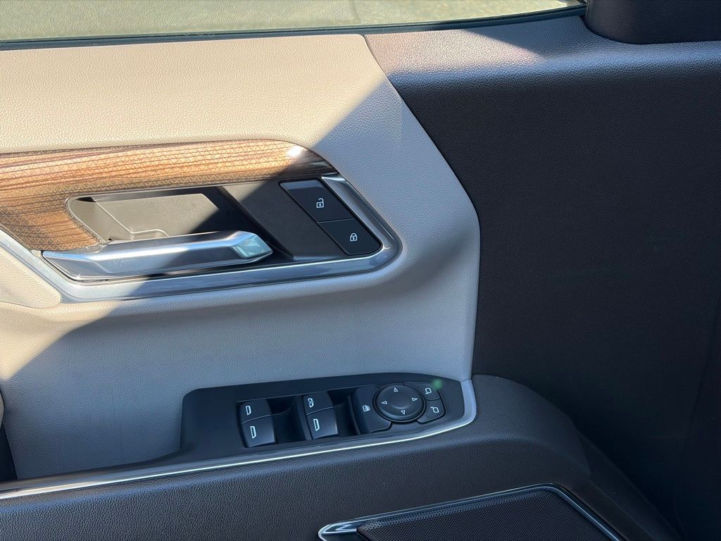 2024 Chevrolet Silverado 1500 RST - Photo 13