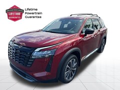2026 Nissan Pathfinder Platinum SUV