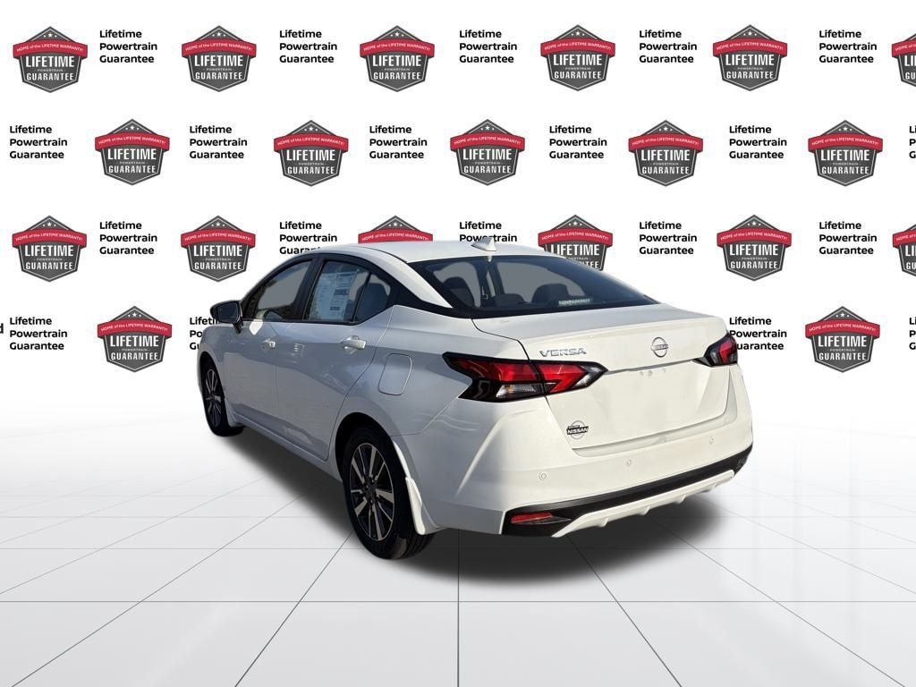 New 2025 Nissan Versa 1.6 SV Sedan