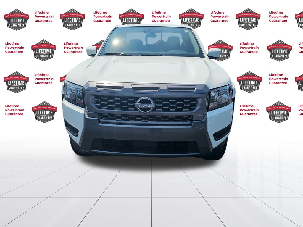 2025 Nissan Frontier SV photo 4