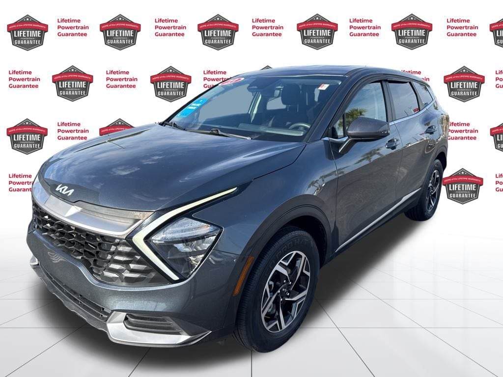 2023 Kia Sportage LX's photo