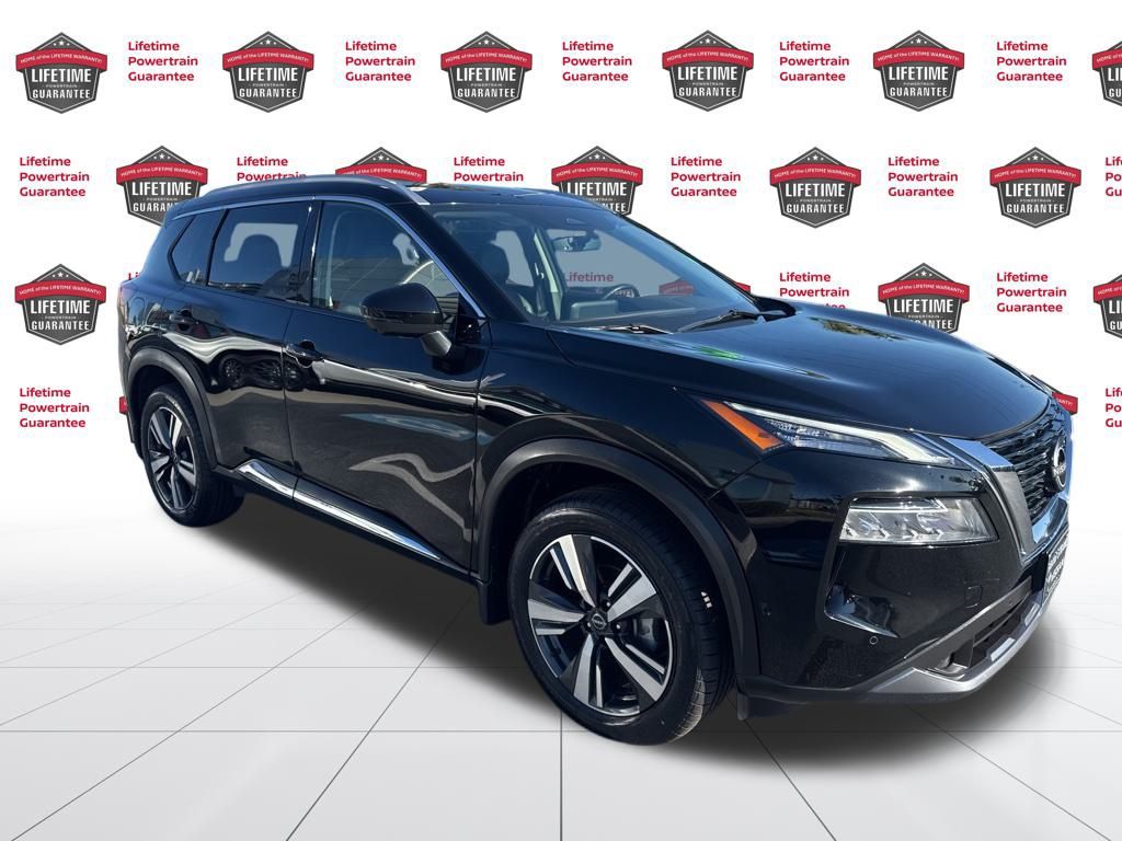 2023 Nissan Rogue SL photo 3