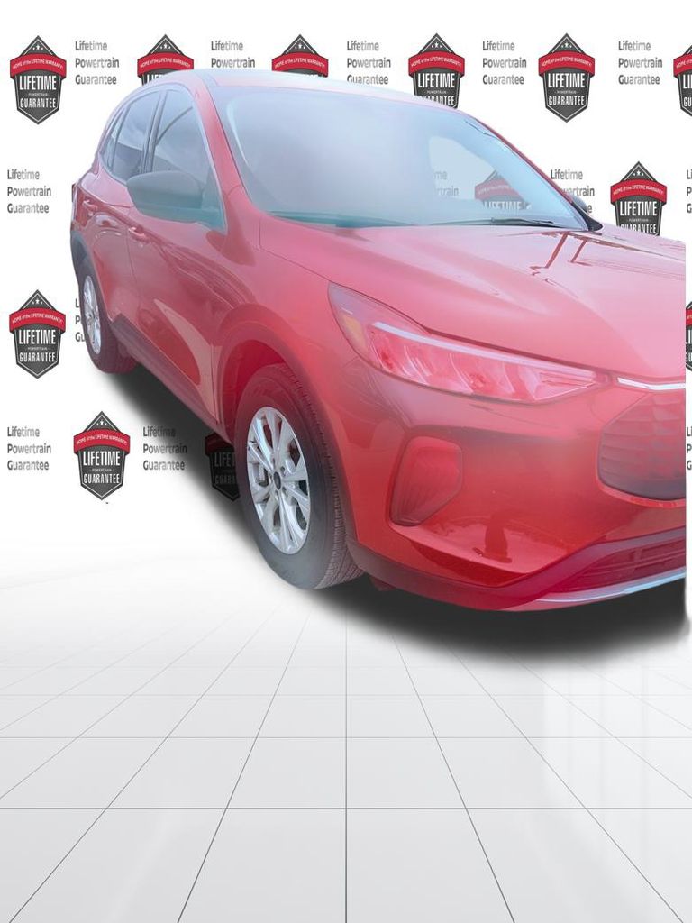2024 Ford Escape Active photo 2