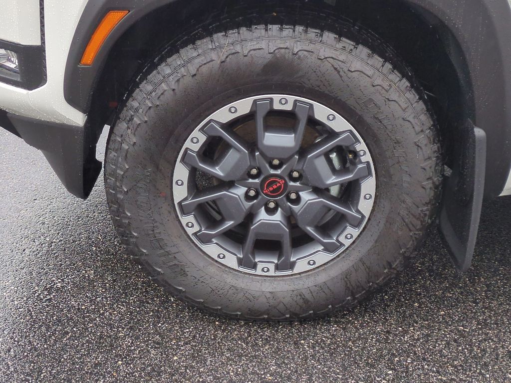 2026 Nissan Frontier PRO-X - Photo 10