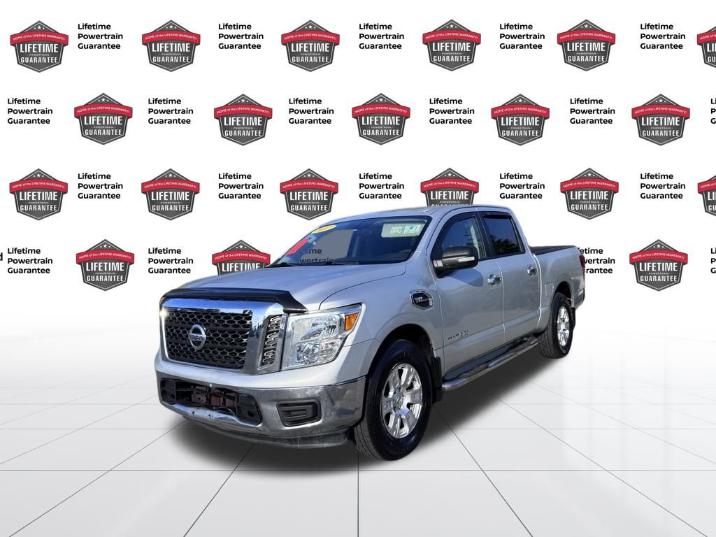 2017 Nissan Titan Truck 