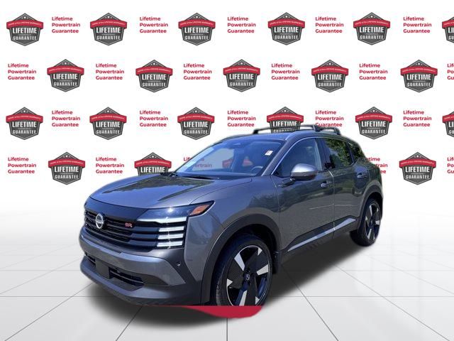 2025 Nissan Kicks SR's photo