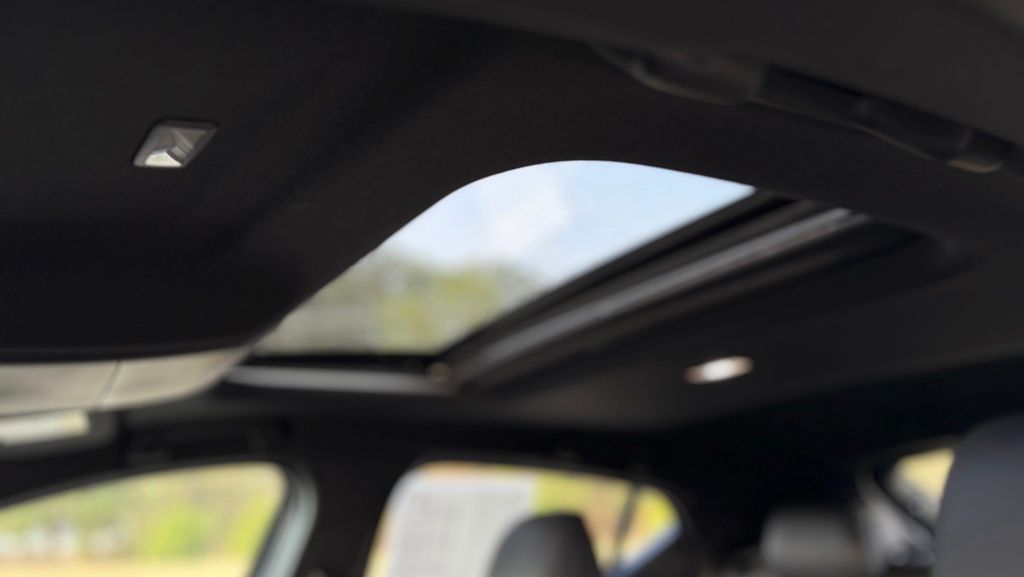 2025 Mazda Mazda3 Premium - Photo 22