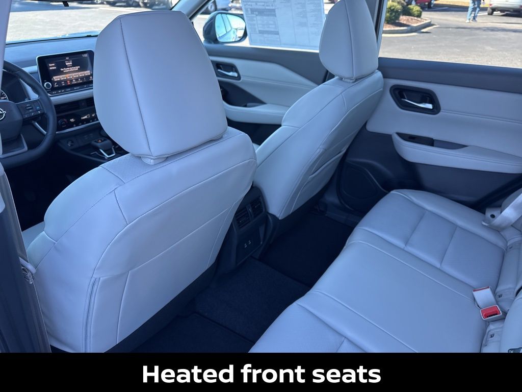 2026 Nissan Rogue Dark Armor - Photo 16