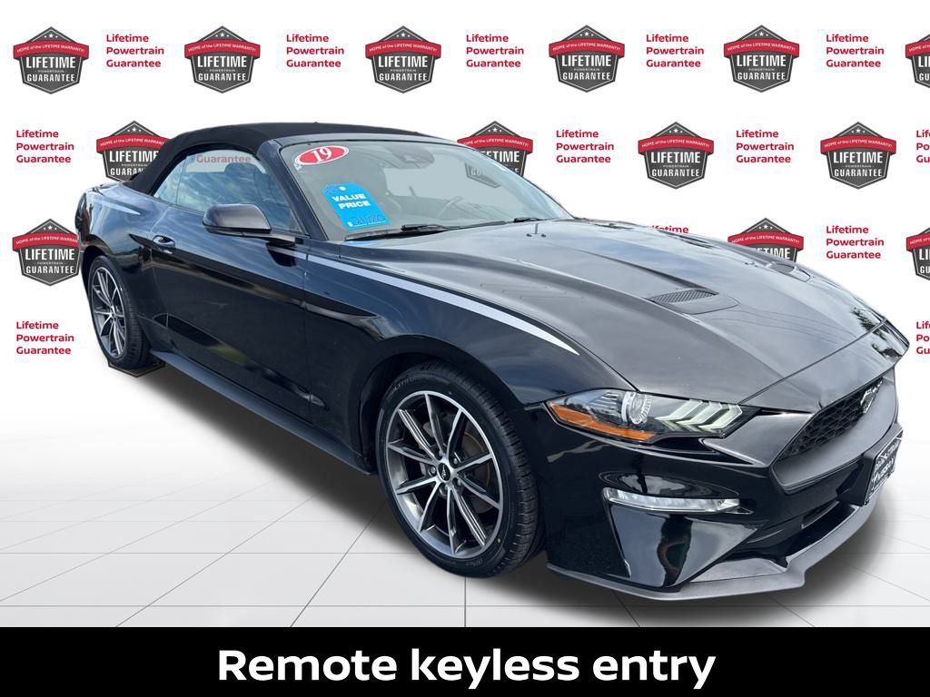 2019 Ford Mustang EcoBoost Premium Convertible photo 3