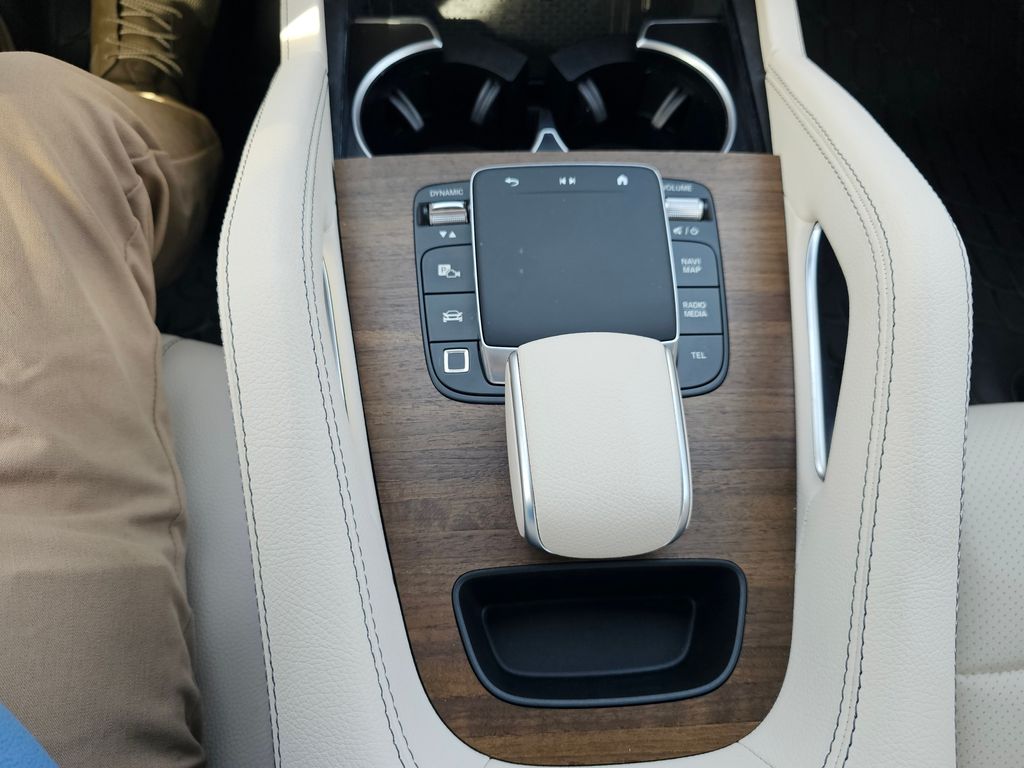 2026 Mercedes-Benz GLE GLE450 - Photo 33