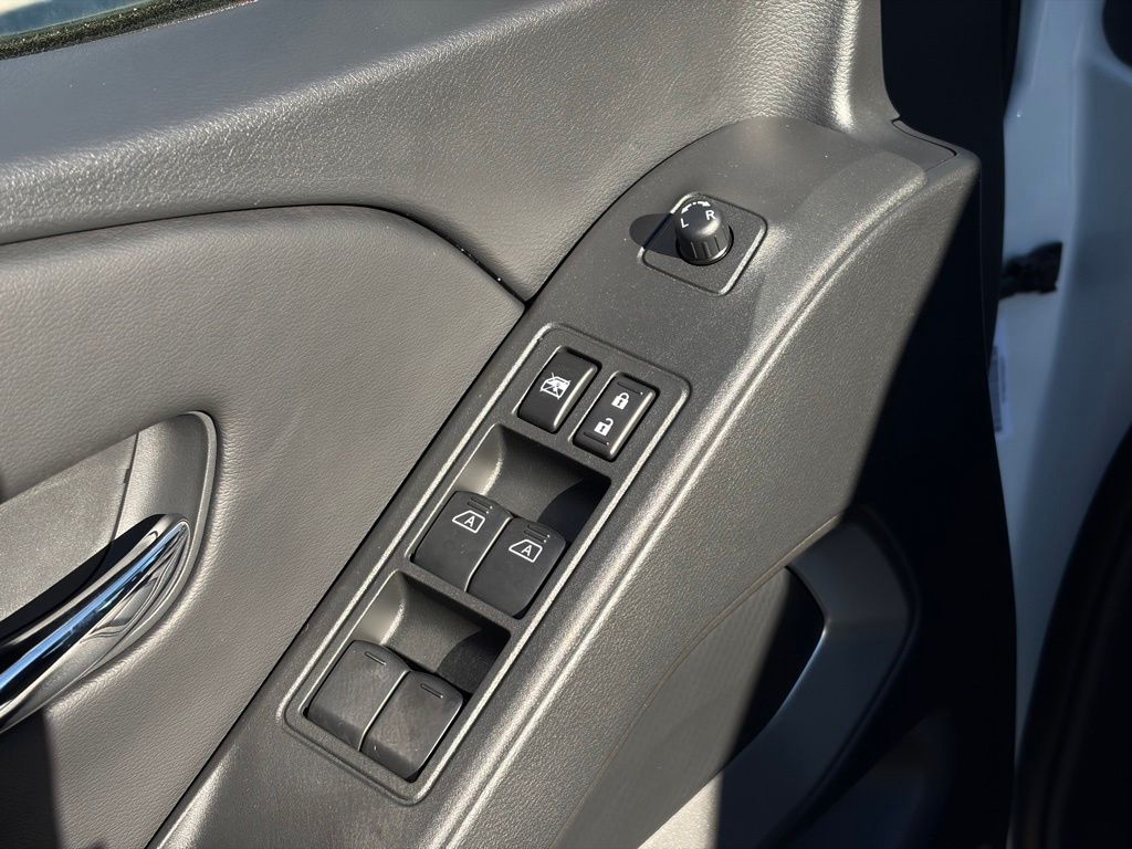 2026 Nissan Frontier SV - Photo 12