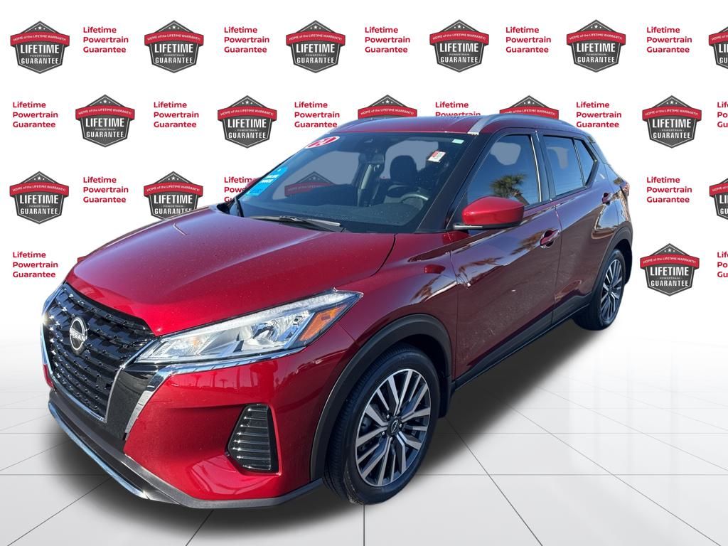 2024 Nissan Kicks SV's photo