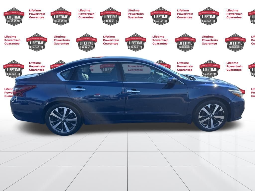 Used 2017 Nissan Altima 2.5 SR Sedan