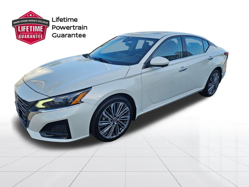 2024 Nissan Altima Sedan 