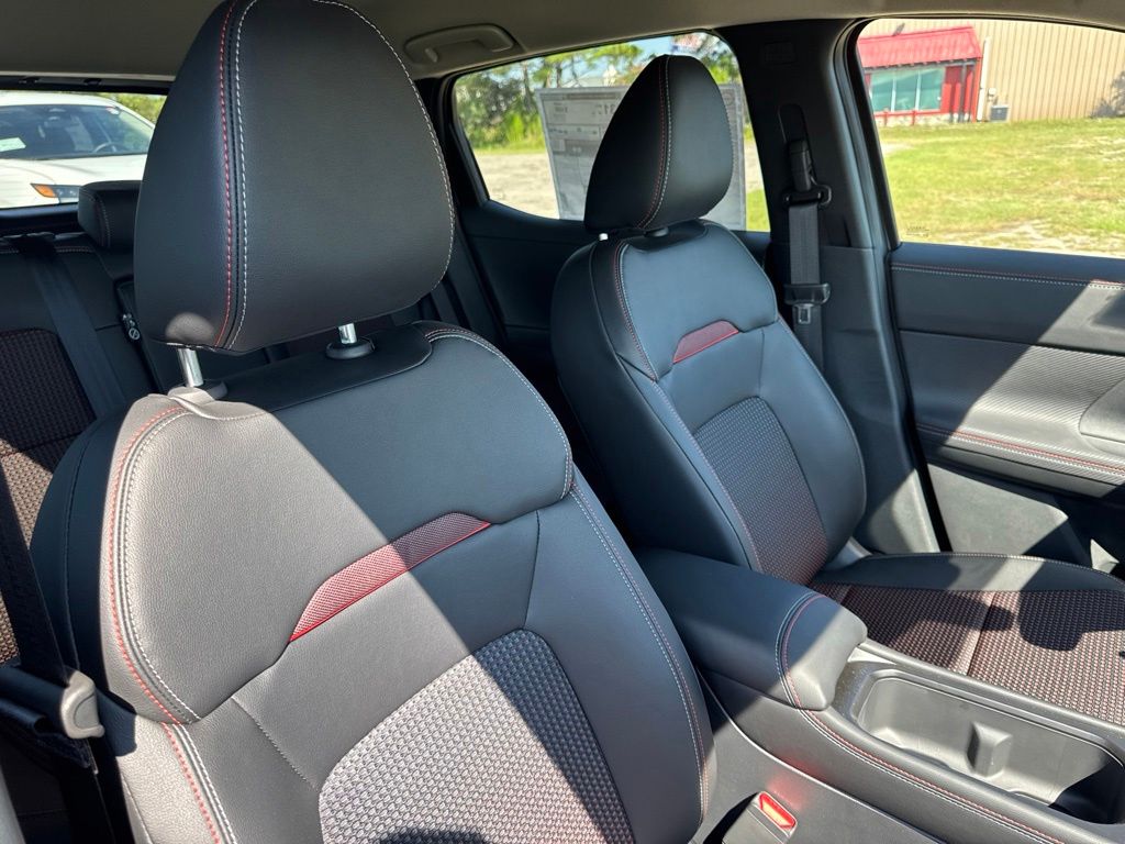 2026 Nissan KICKS SR - Photo 19