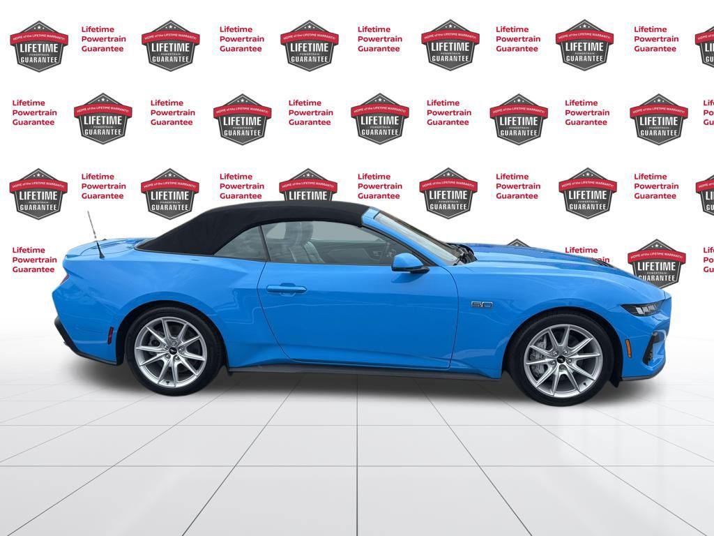 2024 Ford Mustang GT Premium Convertible photo 4