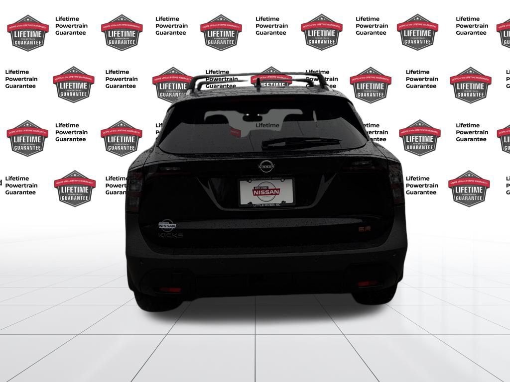 New 2026 Nissan Kicks SR SUV