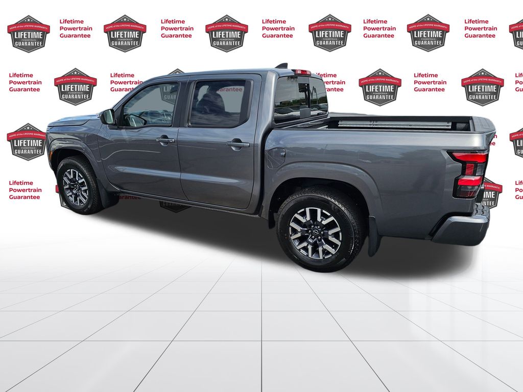 2026 Nissan Frontier SV photo 3