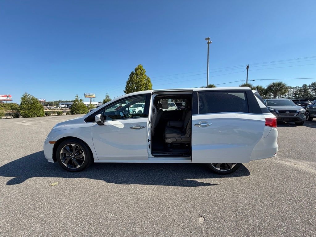 Used 2024 Honda Odyssey Elite Minivan/Van