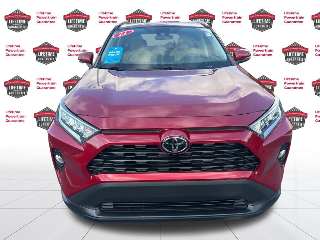 2021 Toyota RAV4 XLE Premium photo 2