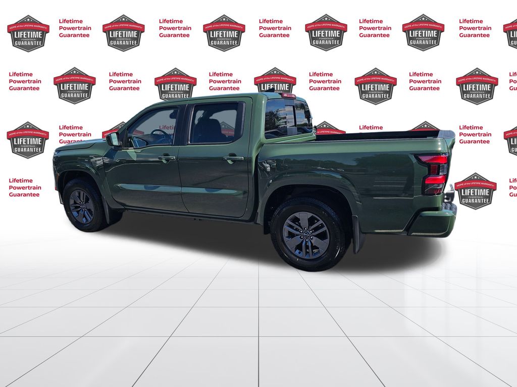 2026 Nissan Frontier SV photo 3