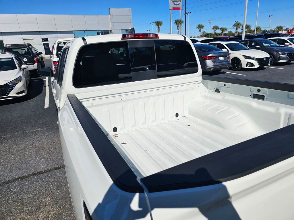 2026 Nissan Frontier SV - Photo 8
