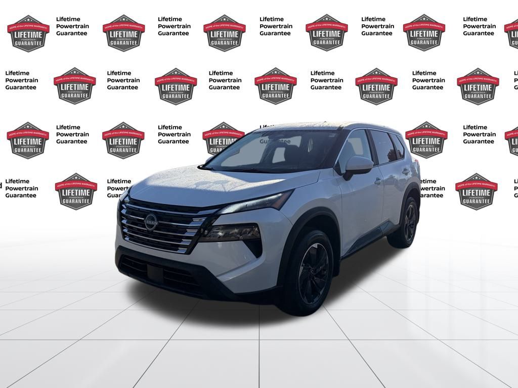 2026 Nissan Rogue SV's photo